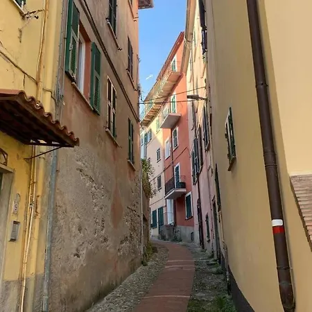 Casetta Madì lovely loft in Lerici / modern bright apartment with furnished terrace Appartamento *