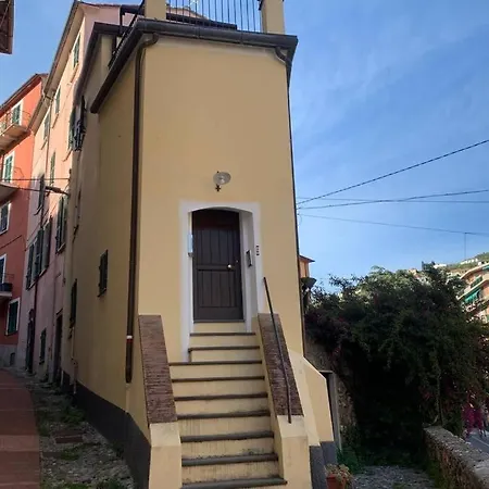 Casetta Madì lovely loft in Lerici / modern bright apartment with furnished terrace Lerici